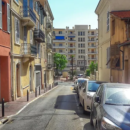 Charming Two-bedroom Suquet
