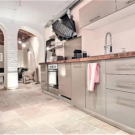 Charming Two-bedroom Suquet Apartment Cannes
