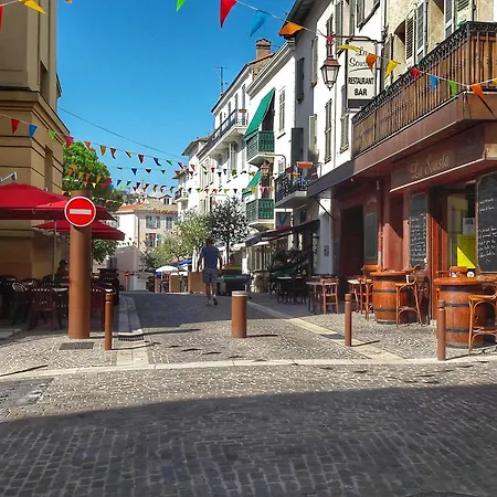 Charming Two-bedroom Suquet Cannes